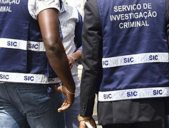 SIC detém director do FAS por alegado desvio de mais de mil milhões de kwanzas